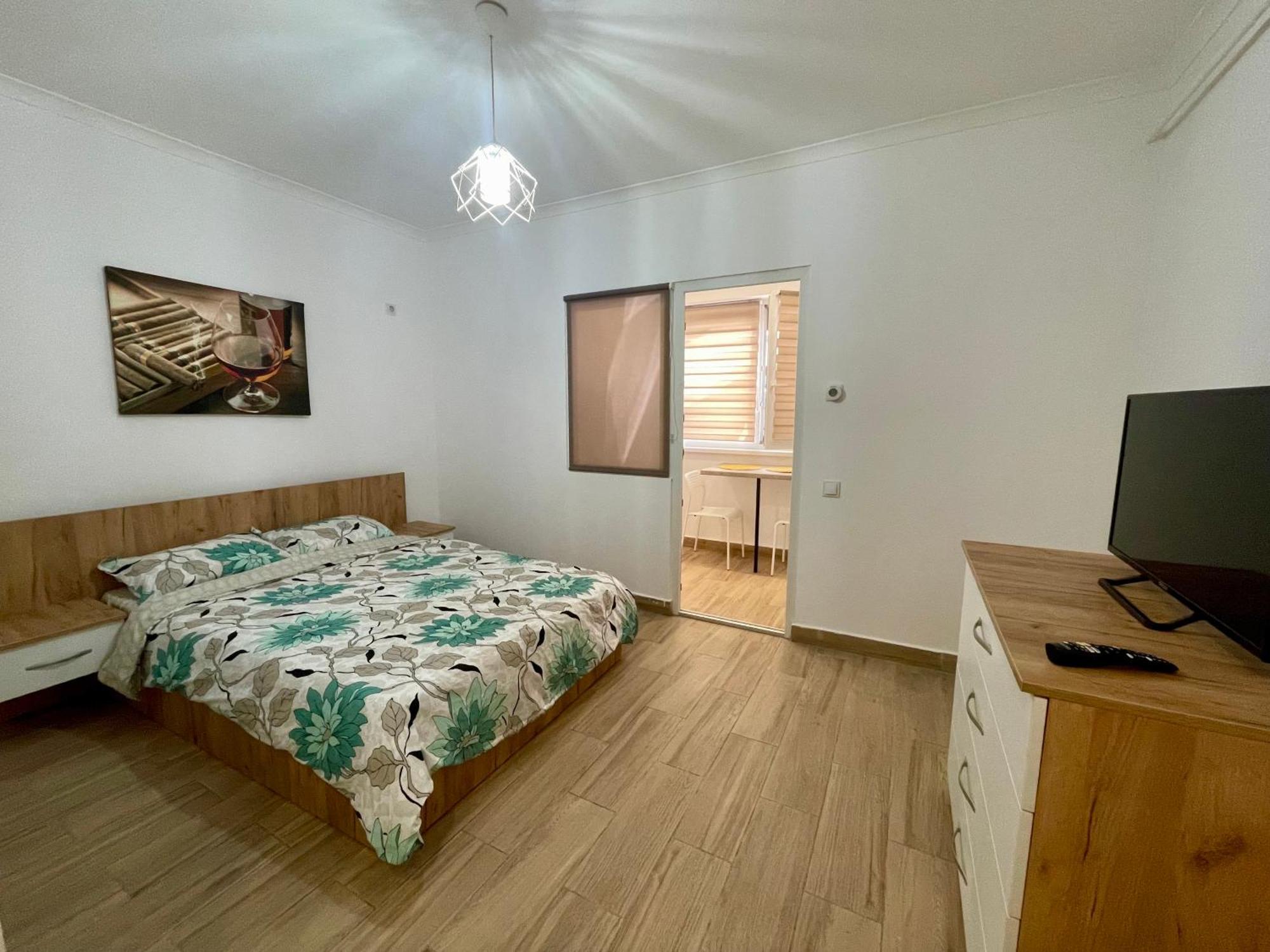 Militari Comfort Studio Rosu ภายนอก รูปภาพ